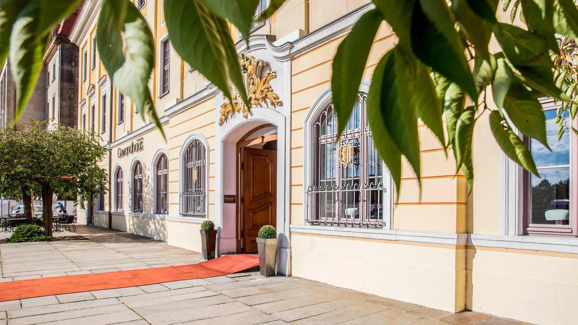 Gewandhaus Dresden, Autograph Collection Hotel