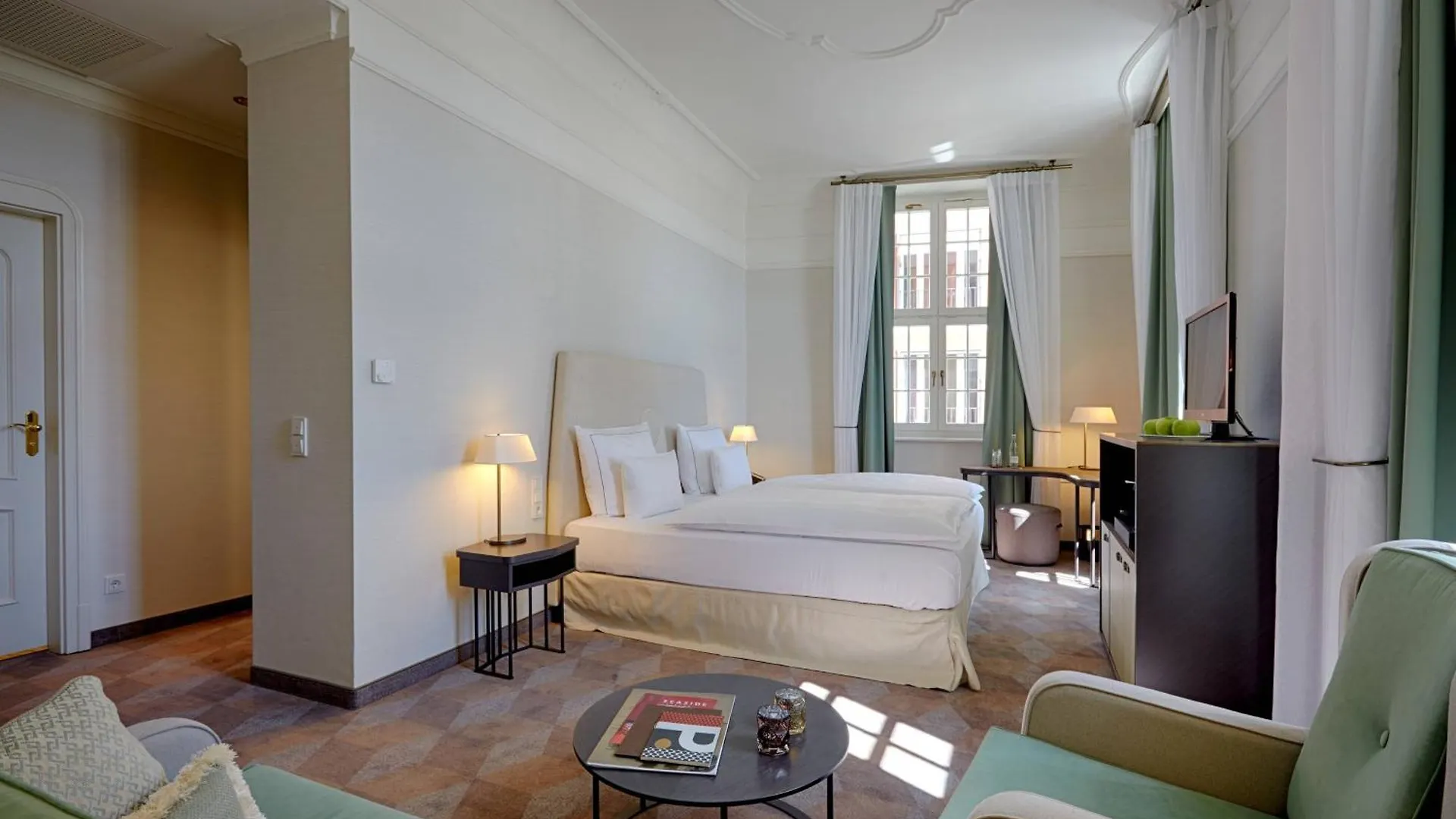 Gewandhaus Dresden, Autograph Collection Hotel Dresden